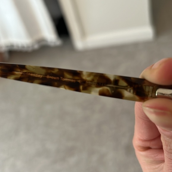 Never worn brown tortoise Coastal glasses - Picture 4 of 4